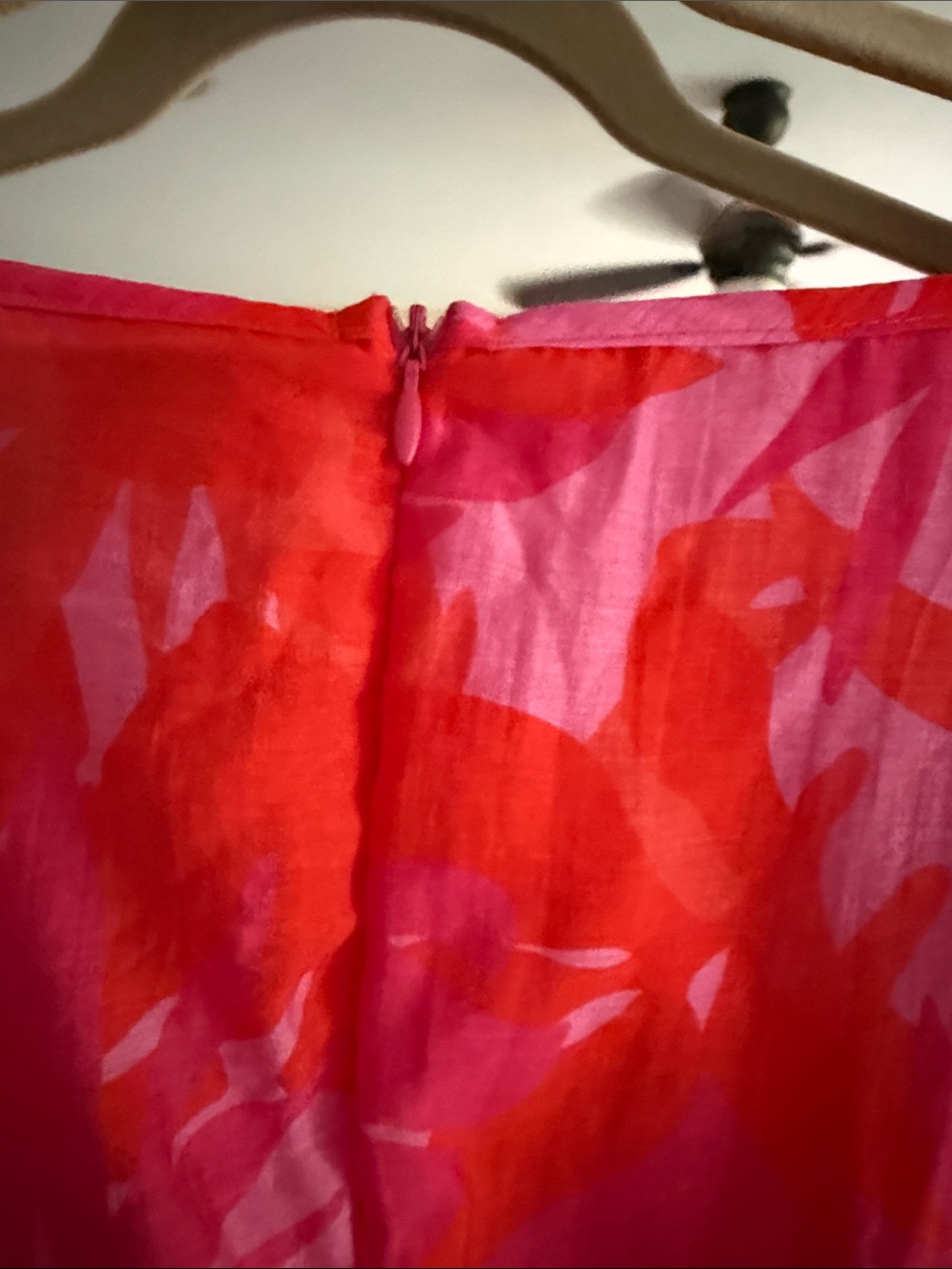 Chocklate Vibrant Pink & Red Puff-Sleeve V-Neck Dress - Picture 5 of 6